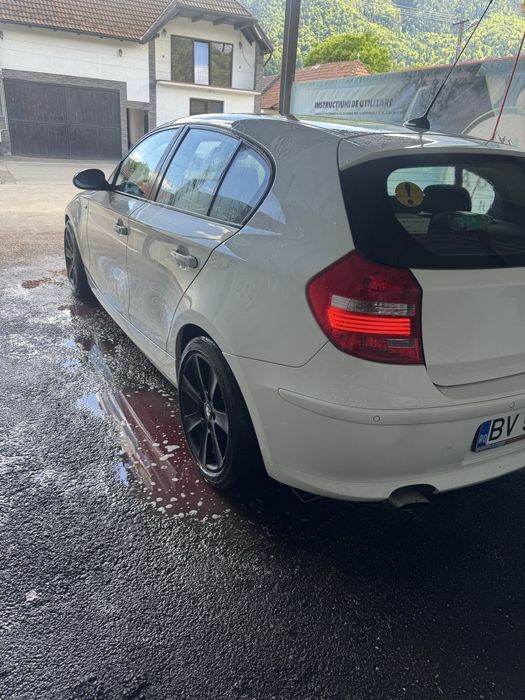 BMW Seria 1 2008 — imagine 4