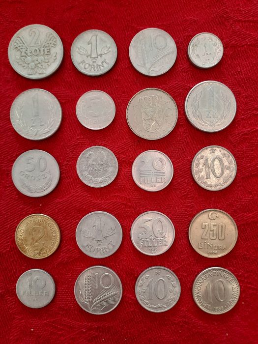 Стари чуждестранни монети.