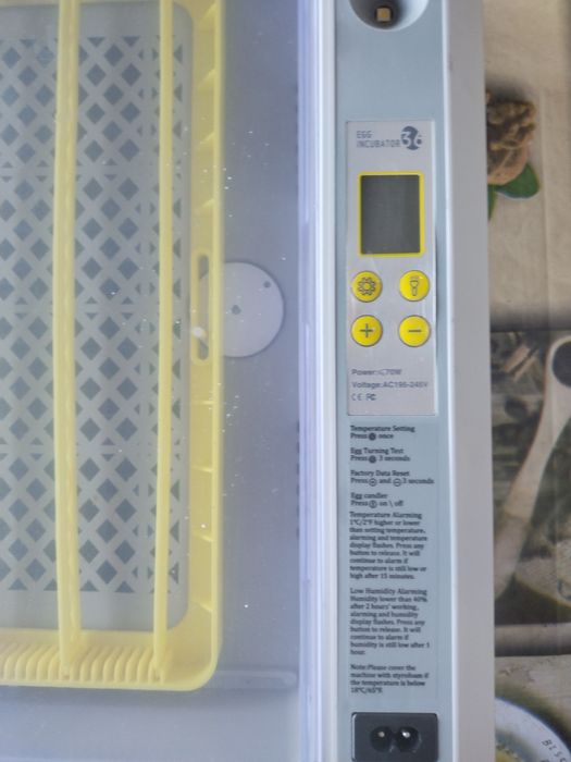 Inkubator sotiladi 36tali