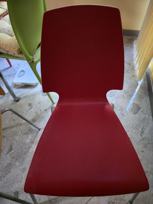 Трапезни столове 4 бр.