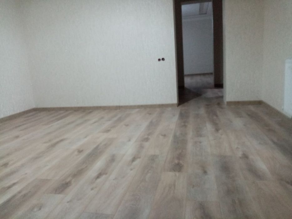 Laminat ustasi, tarket pol usta
