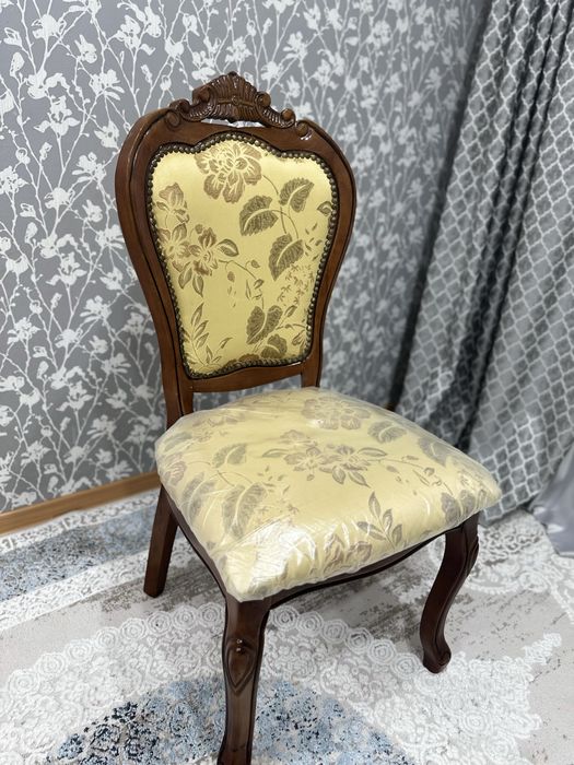 Гостевой большой стол