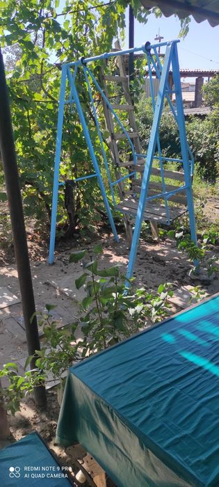 Продается дом в г Ахангаран 6 соток  все коммуникации, не дорого.