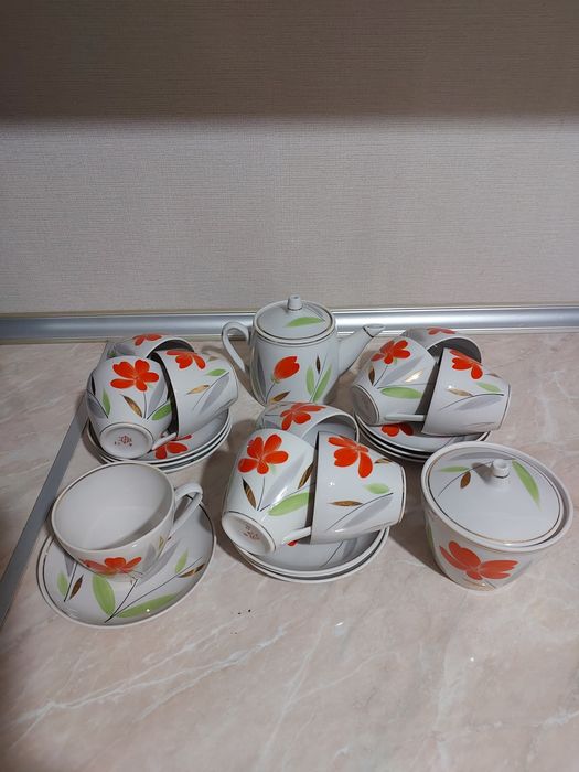 Продается столовый сервиз не использовали.