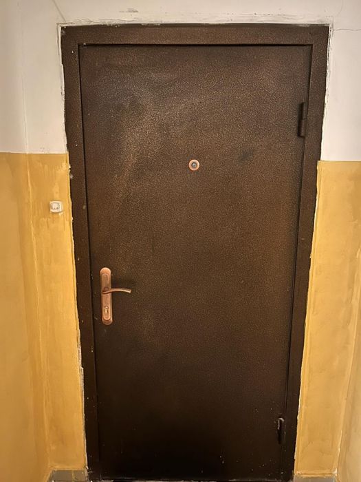 Срочно продается двери