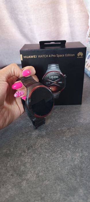 Huawei watch 4 pro space edition
