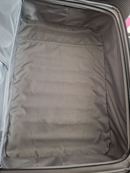 Комплект куфари на Samsonite - нови