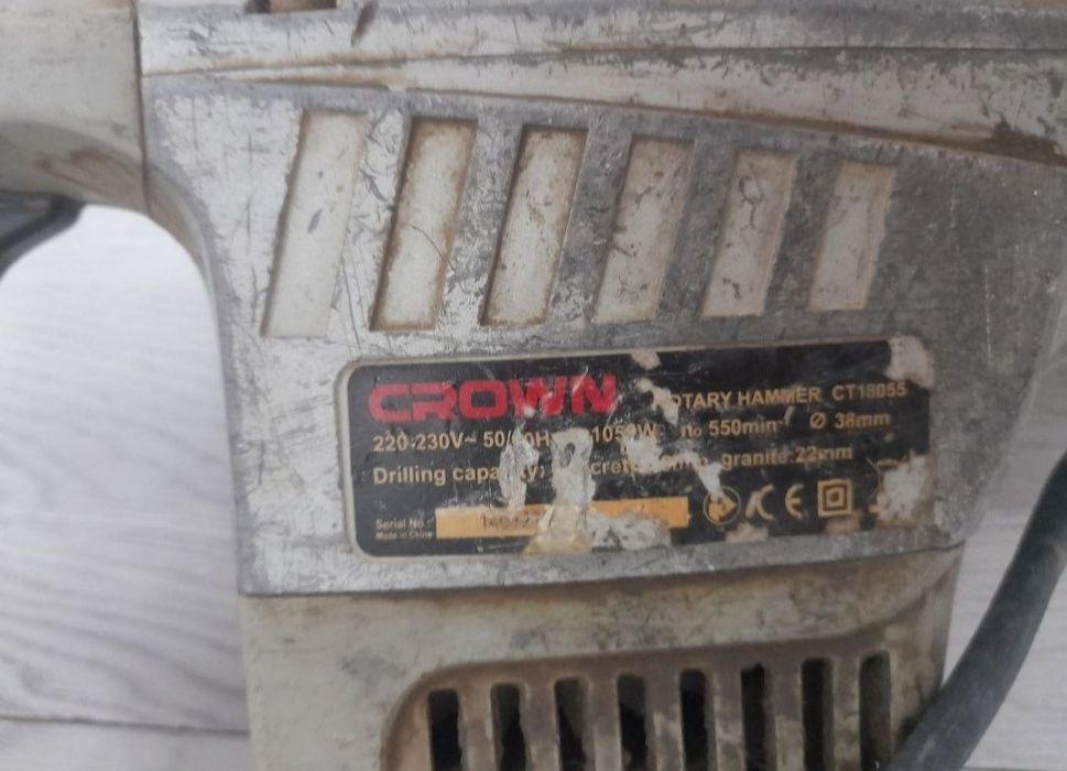 Продается перфоратор Crown/perforator Crown