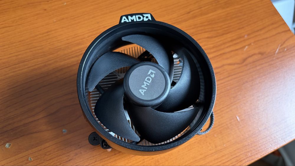AMD китов охладител
