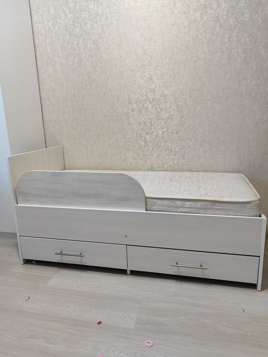 Кровать детская 140*60 см