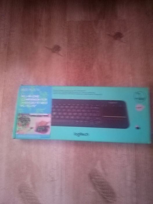 Vinde tastatura noua