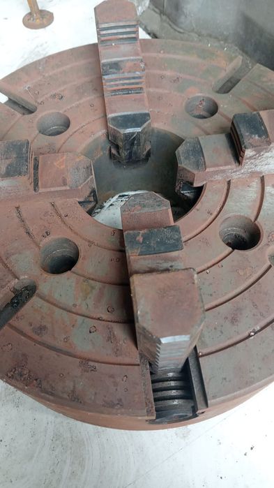 Токарный патрон диаметром 315 мм