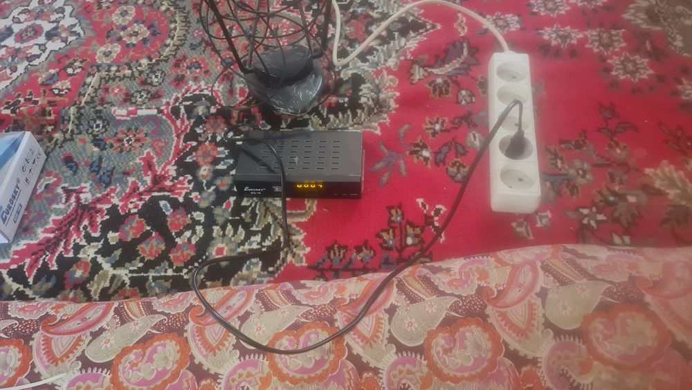 Тв тюнер в хорошем состоянии