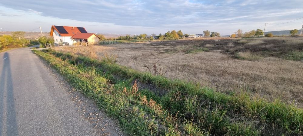 teren 1250 metri pătrați Ipotești, com.M.Eminescu