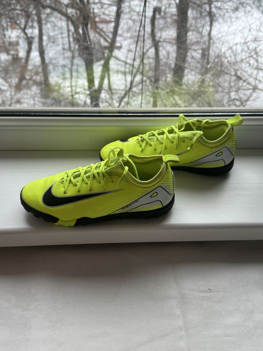 Сороконожки 38 Nike air zoom