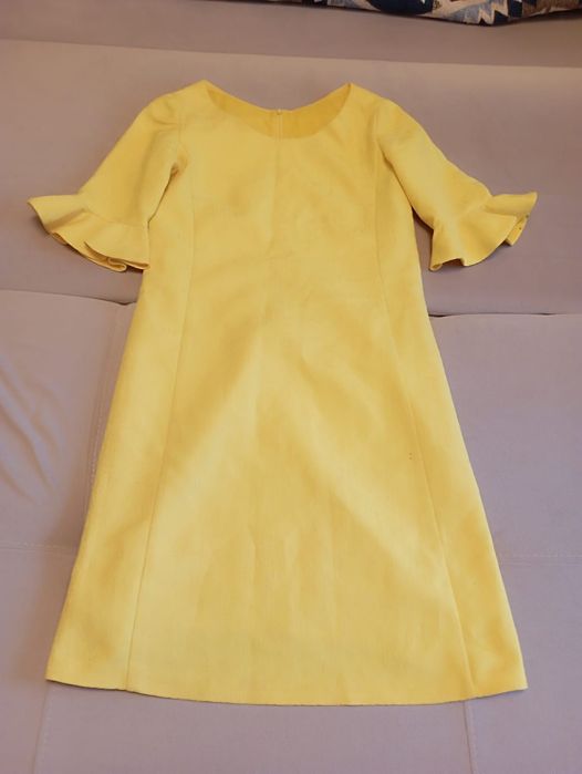 Продам женские платья