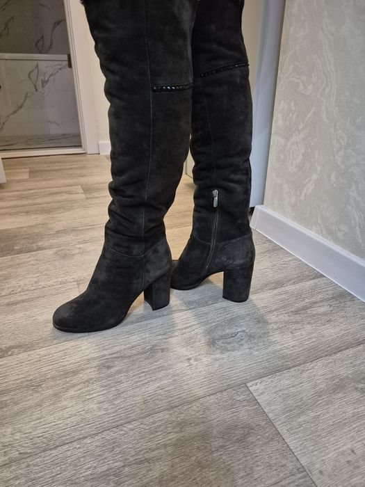Продам зимние сапоги
