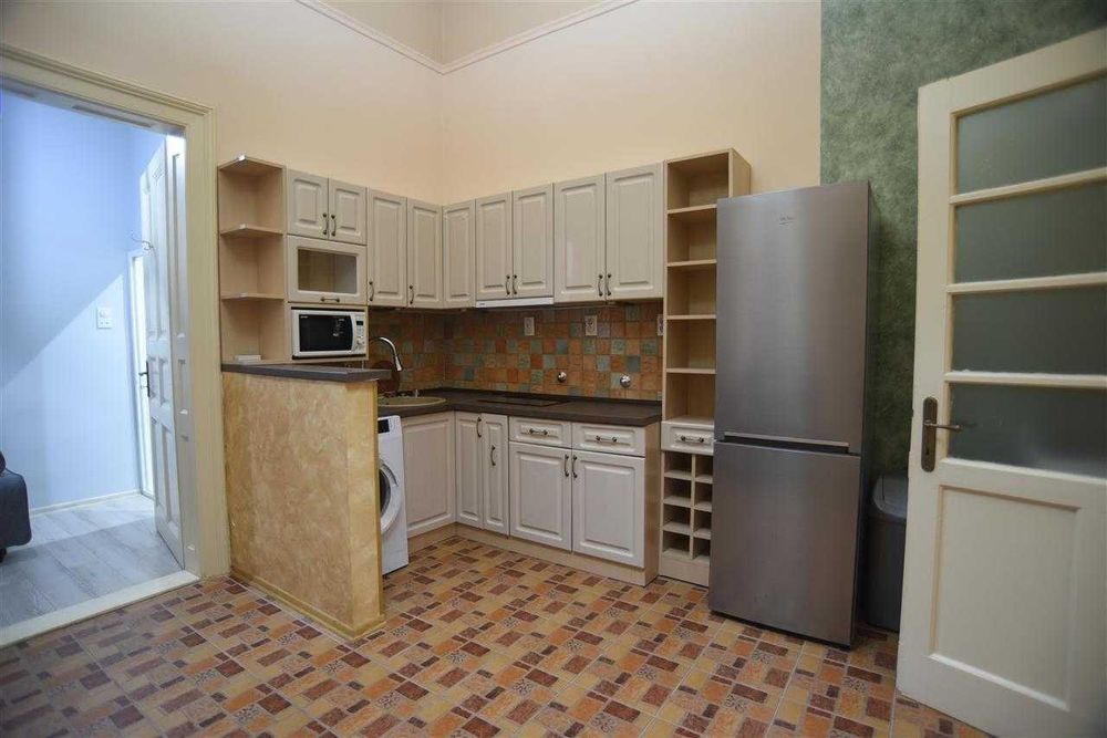 Дава се под наем Двустаен апартамент в Пловдив, Южен - 57 кв.м за 28.56 € - Снимка #3