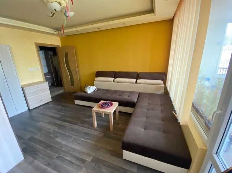 Двустаен имот в Свобода