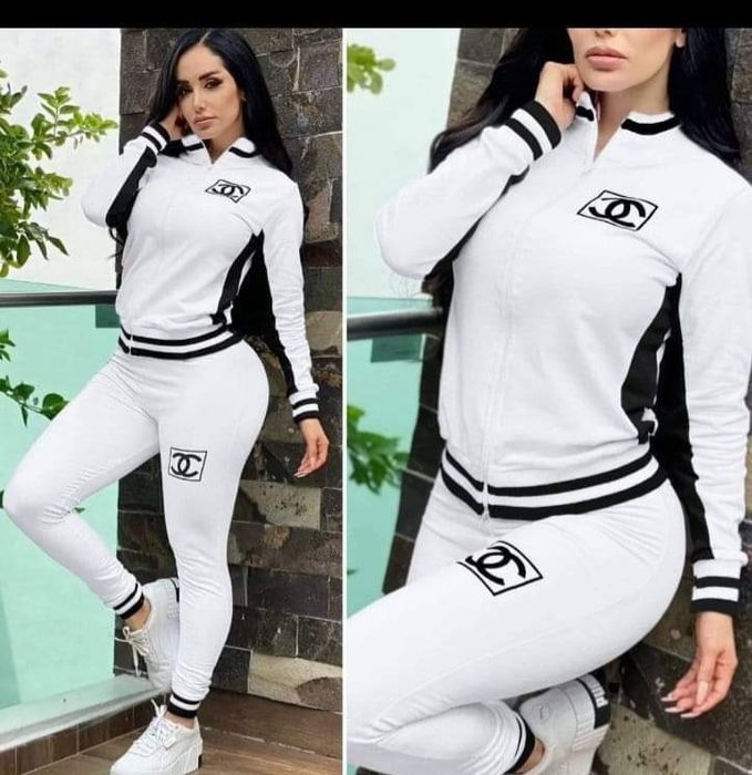 Дамски спортни екипи