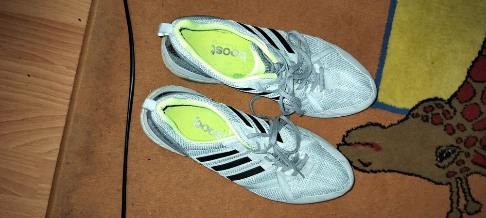 Adidasi adizero nr 46 tălpic interior de 29.5 cm