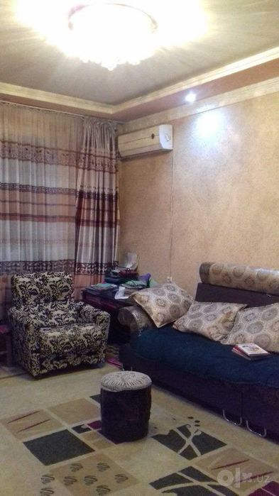 Продаю 4 ком.квартиру на Чиланзаре 19 кв