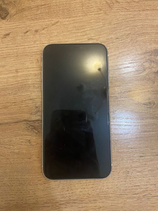 Iphone 11 продам