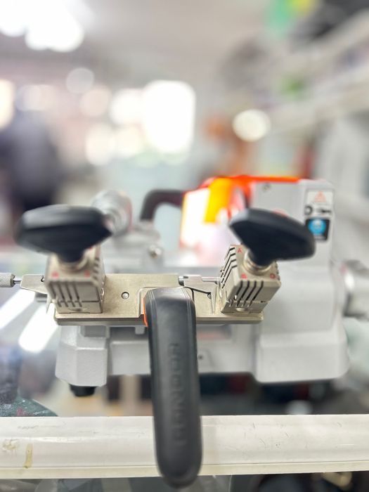 Xhorse 009 Ключарска машина