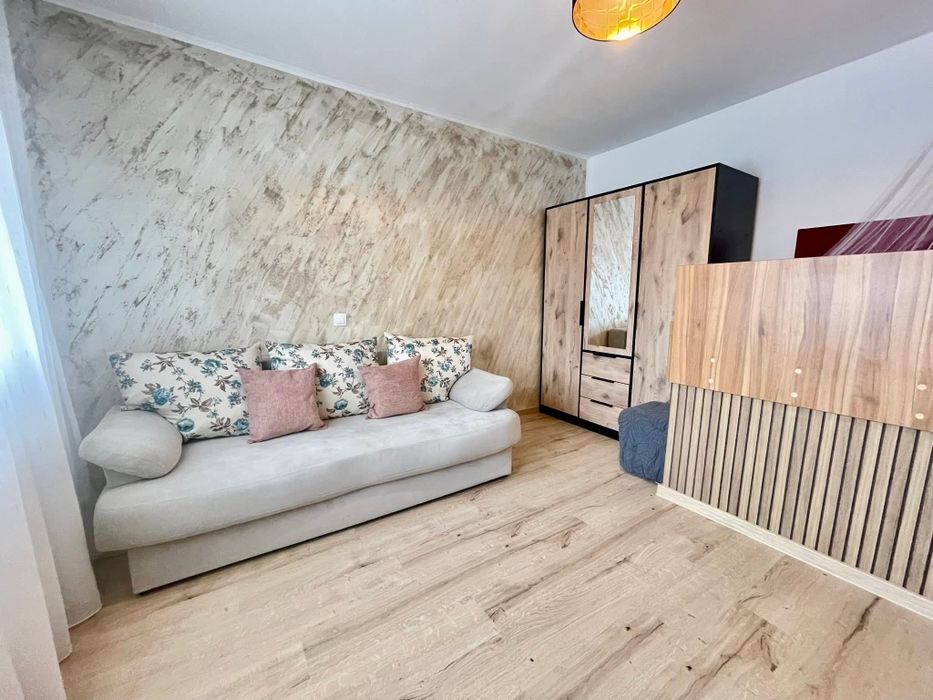 Închiriez casa  duplex Liziera Triaj 3 camere