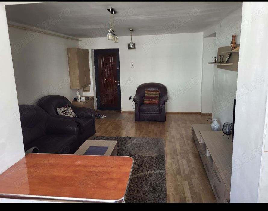 Apartament de închiriat 3 camere