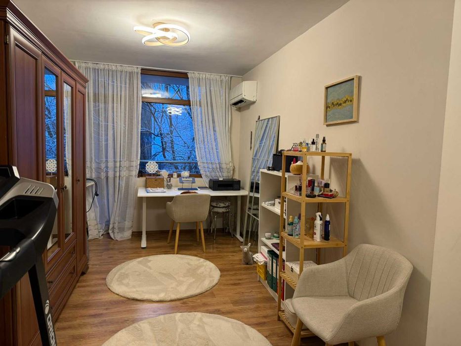 Обзаведен тристаен апартамент от собственик, гр. Пловдив, р-нт Айсберг