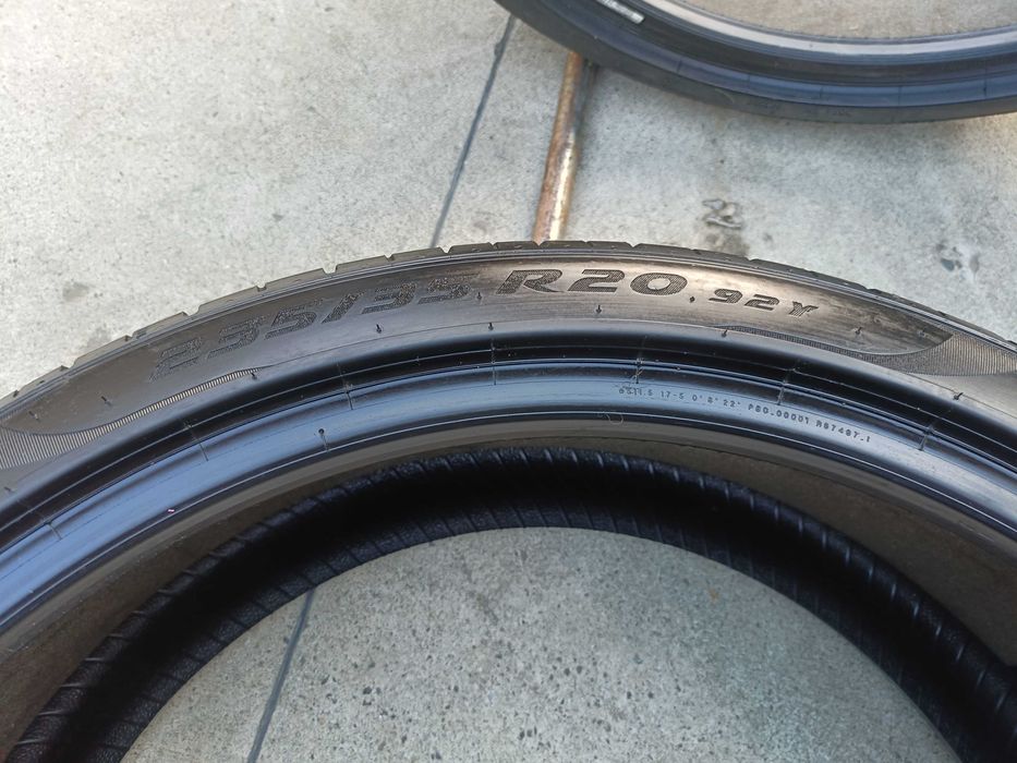 Set 4 anvelope vara 235 35 20 pirelli p zero pz4