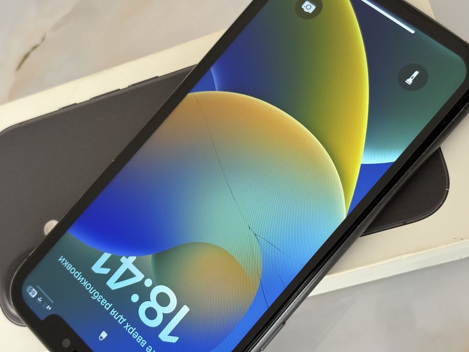 iPhone 11 64GB Айфон 11 64ГБ