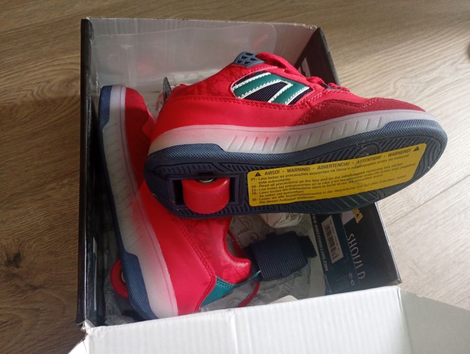 Adidași cu roti NOI - Breezy Rollers Fresh Red/Navy