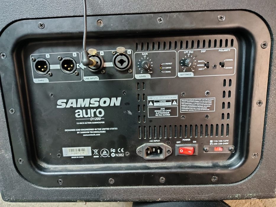 Subwoofer activ Samson auro d1200