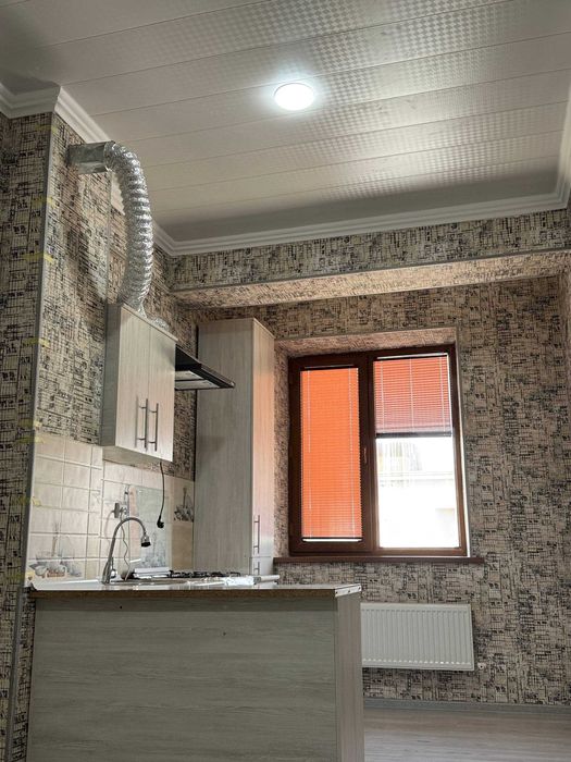 Горгаздан 2 хона килинган квартира сотилади