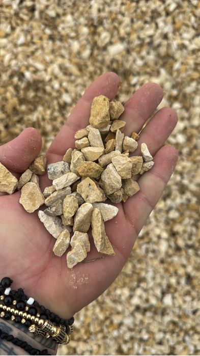 De vanzate piatra CALCAR