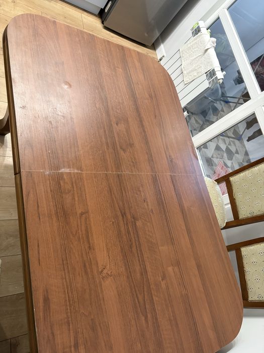 Продам кухонный стол