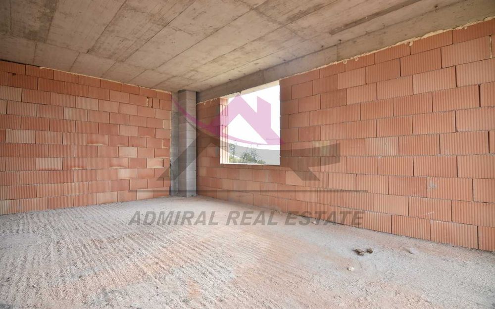 Продава се Двустаен апартамент в Варна, Възраждане 3 - 98 кв.м за 1031 €/кв.м - Снимка #2