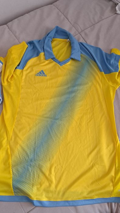 Комплект спортивной формы Адидас