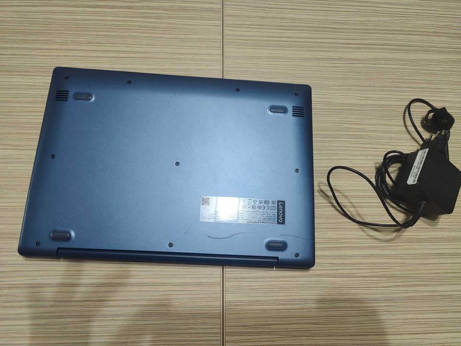 Laptop Lenovo în stare foarte buna