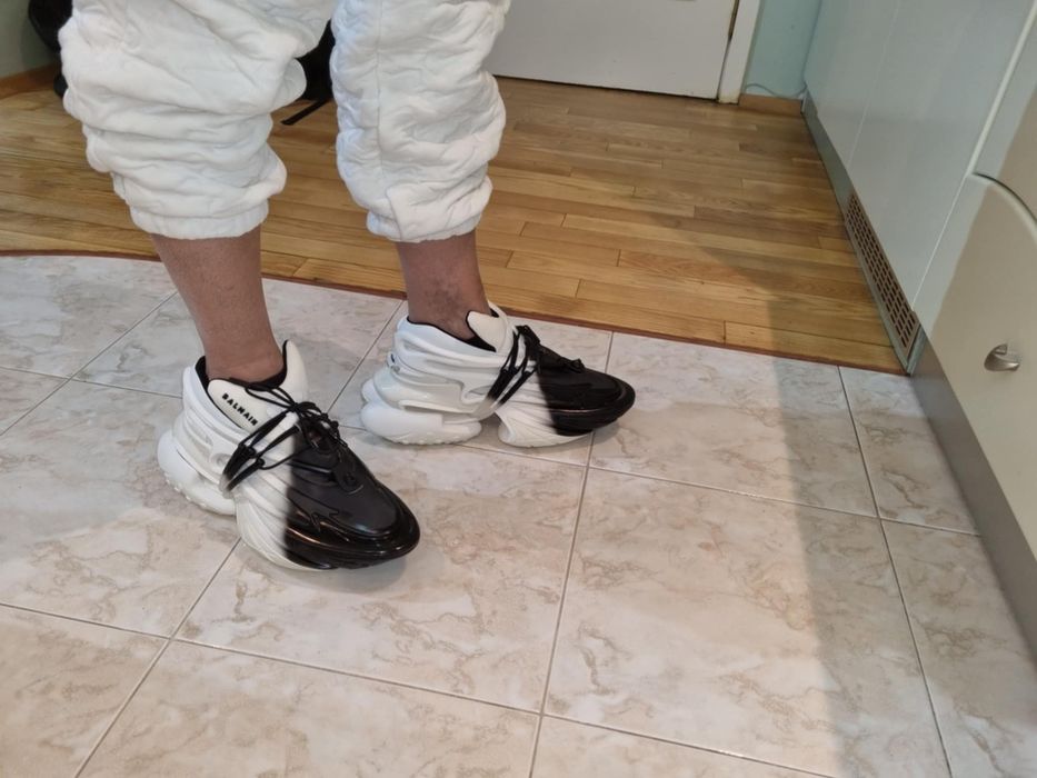 Продавам  BALMAIN