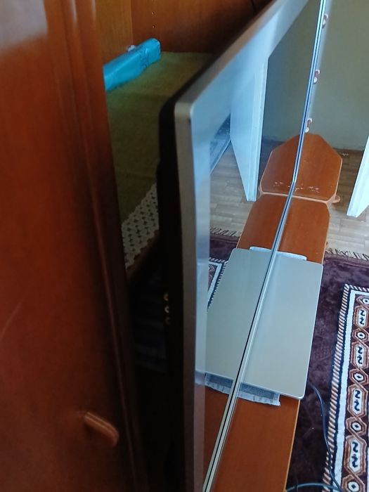 Panasonic lcd 42 инча