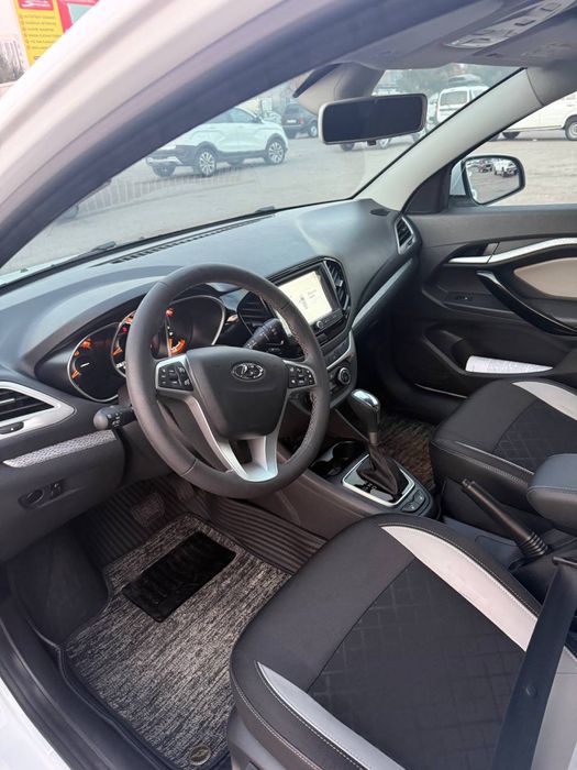 Lada vesta sw 2022 yil alisa versiyasi