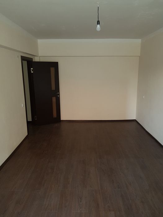 Qorasaroy 2 hona 1 etaj