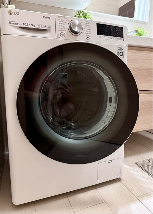 Mașină de spălat cu uscător LG 10.5Kg / 7Kg uscare | 1400 rpm | AI