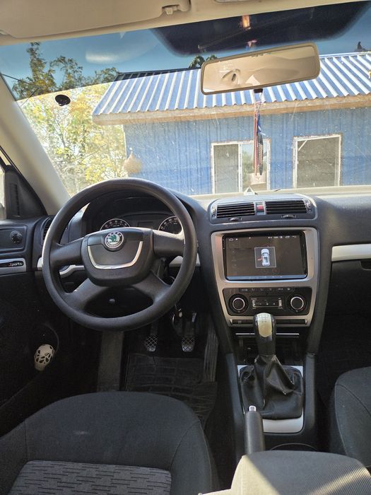 SKODA Octavia 2011 — imagine 3