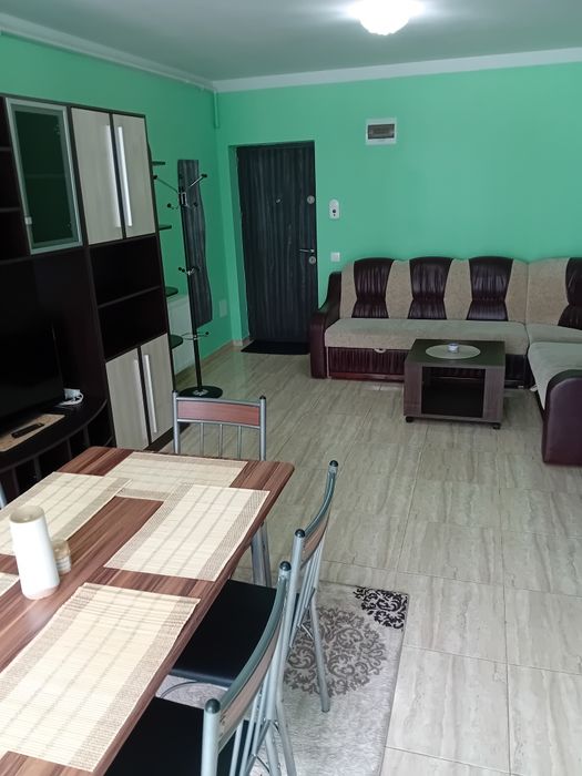 Apartament de închiriat