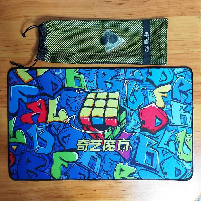 Коврик для кубика QiYi MoFange Training Mat Hand Graffiti школьникам