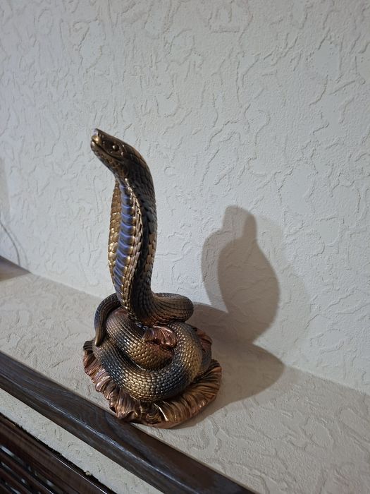 Продаю статуэтки .